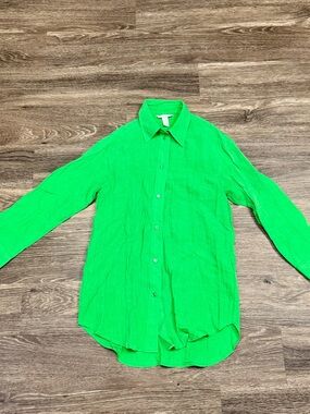 H&M Green Crinkle Button Down Shirt XS Lightweight Oversized Blouse